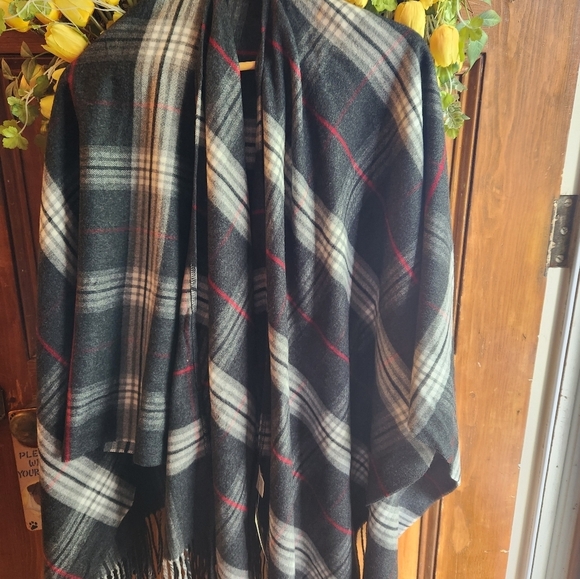 Nwt womens wrap - Picture 4 of 10